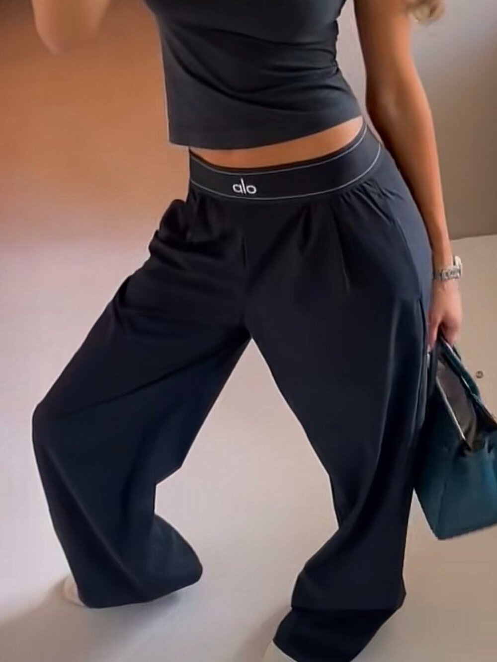 🔥Alo Yoga Suit Up Trouser Black 30-inch Inner Seam(Regular)Loose Fit